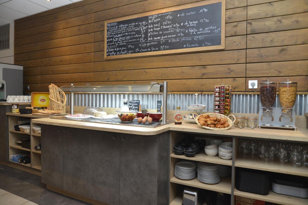 Logis Cris Hotel Et Restaurant, Lyon Sud-Est Corbas Экстерьер фото